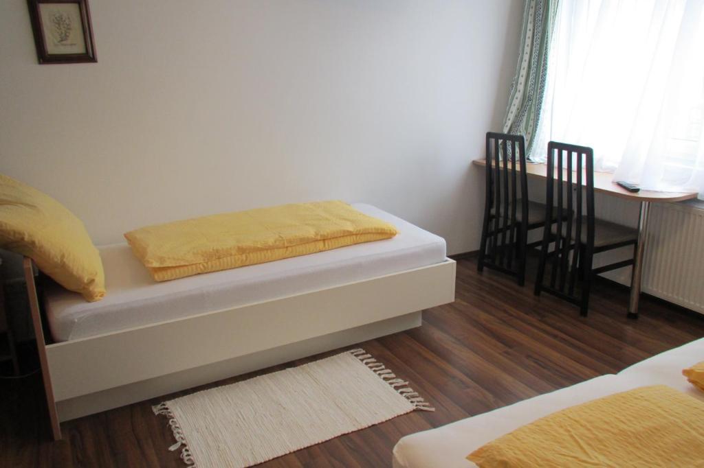Pension Casa Topolino Wiener Neustadt Habitación foto